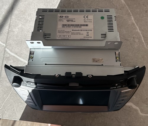 Genuine hyundai ix35 sat nav - hyundai,