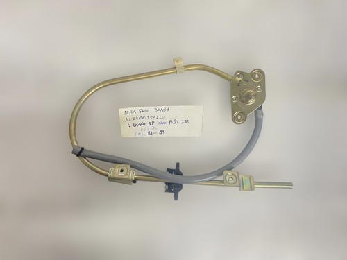 Rear window regulator right