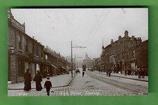 c.1930 HIGH STREET GLOSSOP GREAT BRITAIN MAIN STREET REAL PHOTO POSTCARD RPPC 