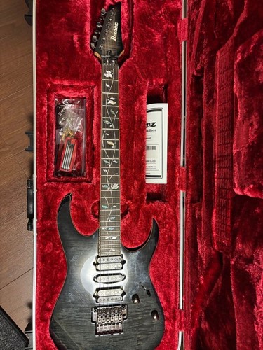 Ibanez custom rg8570 - j.custom,