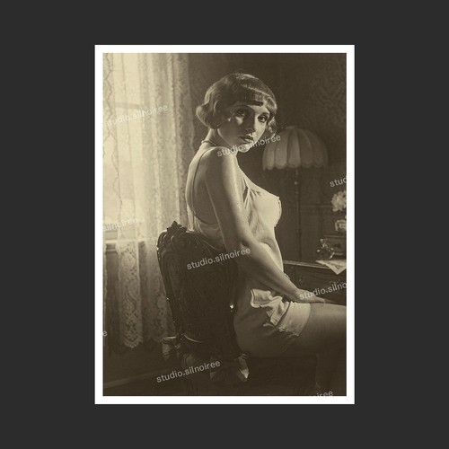 Vintage photo print flapper - photo,