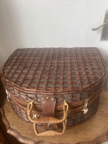 Vintage half moon - half, d