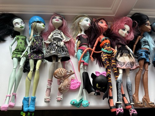 Monster high dolls - monster,