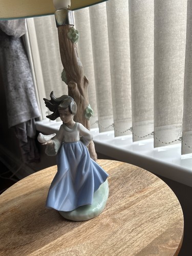 Lladro nao lamp - lamp, with
