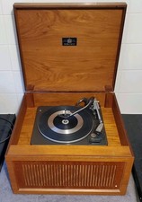 Dynatron Vintage Record Player