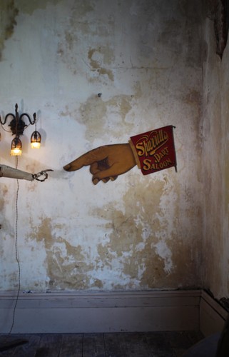 Oversized edwardian manicule - edwardian,