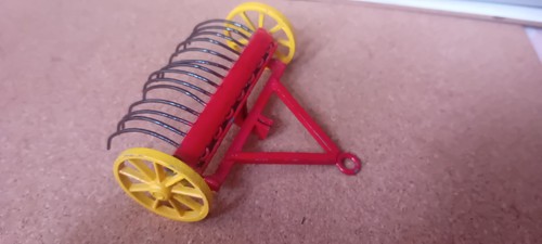 Dinky toys hay rake see - dinky,