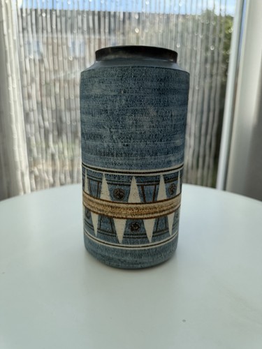 Troika pottery wheel - wheel, vase