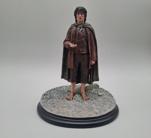 Frodo baggins ring bearer - baggins,