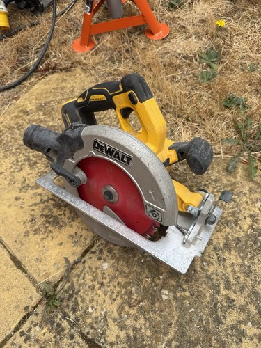 Dewalt skill saw - saw, xr