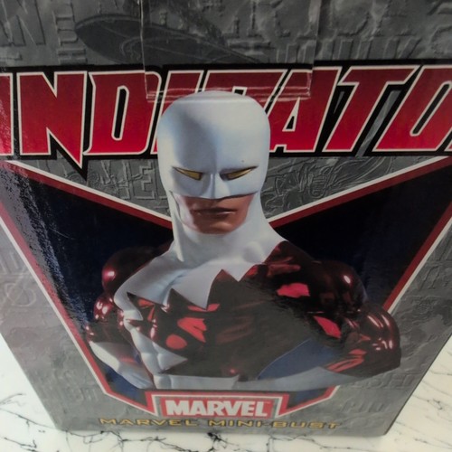 Marvel bowen mini bust - marvel, mini-bust