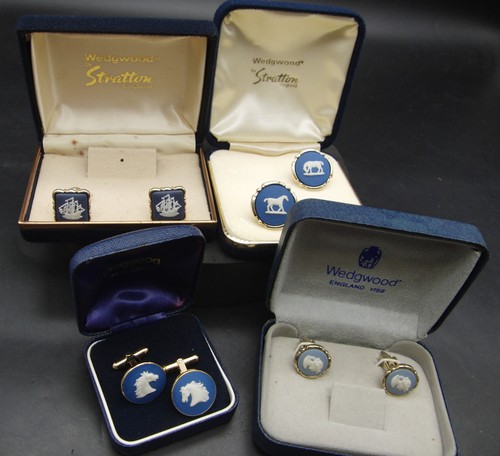 Set wedgwood jasperware - of,