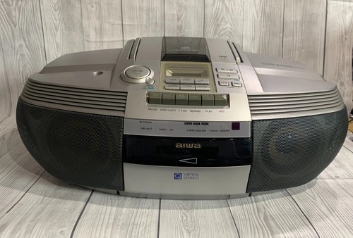 Aiwa radio cassette - radio,