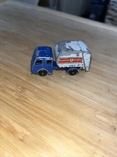 USED lesney  No 15 Tippax