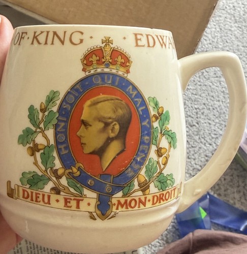 Rare vintage coronation king - rare,