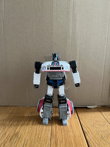 Transformers masterpiece scale - transformers,