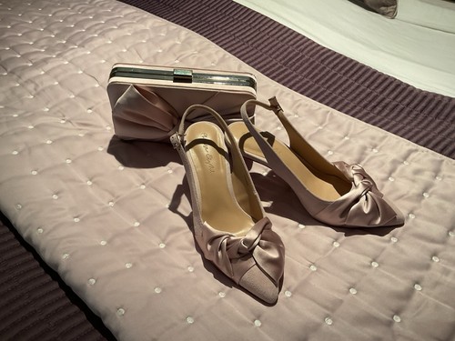 Dusky pink satin bow - dusky,