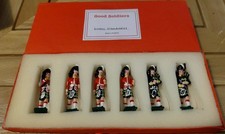 Good Soldiers. 6 Gordon