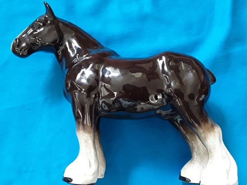 Melba ware shire - melba, horse-no