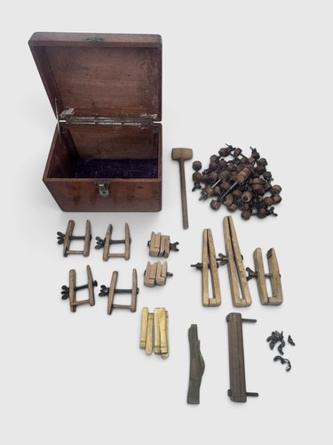 Vintage luthier violin maker - luthier,