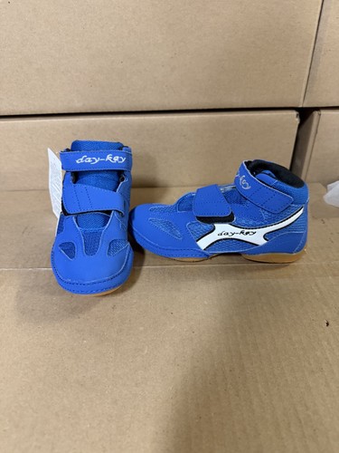 Day key kids - day, shoes