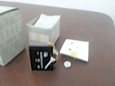 GENUINE SMITHS FUEL GAUGE NEW