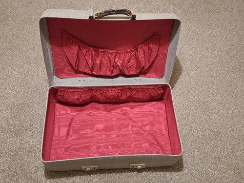 Vintage early 1970s lined