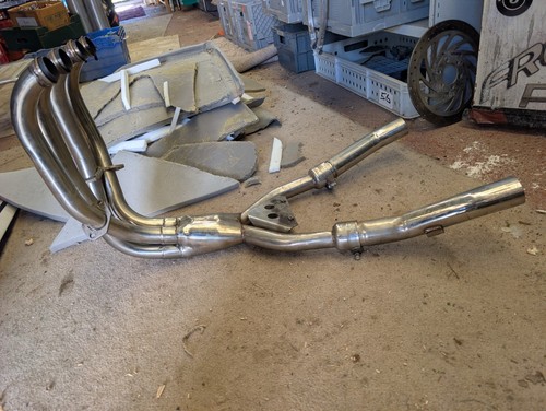 Kawasaki zzr 600 exhaust - kawasaki,