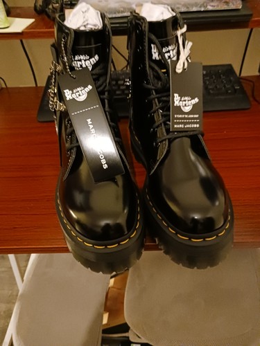 Rare marc jacobs - rare,