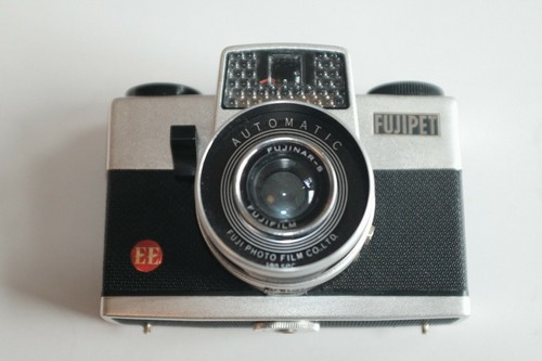 Fujipet rare medium format - medium,