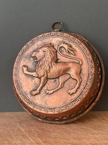 Vintage italian copper lion - italian,