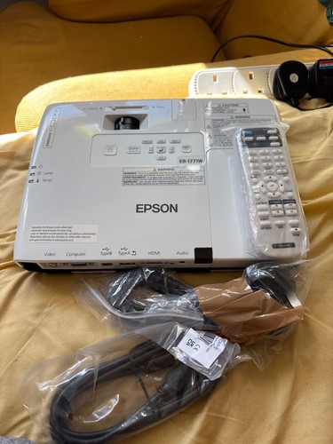 Epson 1771w 3000 lumens - 3000,