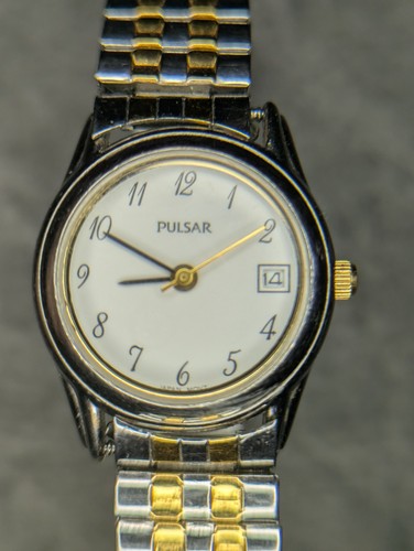 Vintage woman pulsar - woman's, quartz
