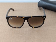 Pre-Owned Ray-Ban RB4147 710/51 60-15 145 Tortoise Brown Gradient w/ Case