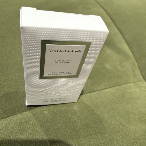 Van cleef arpels - oud, blanc