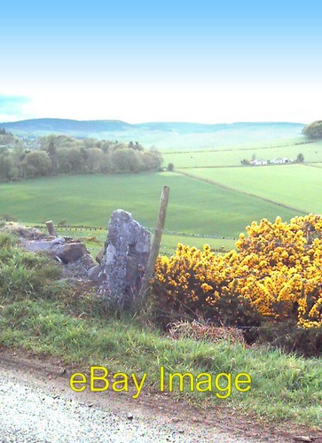Photo 6x4 stone gate - gate, post