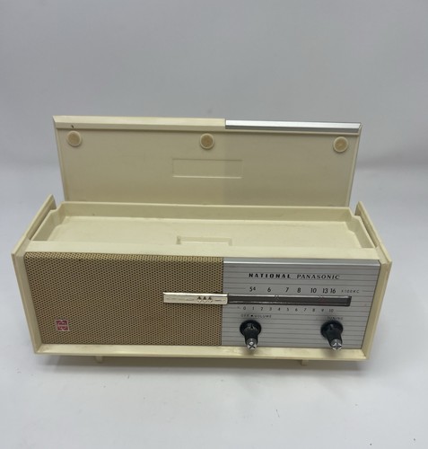 Vintage panasonic radio - vintage,