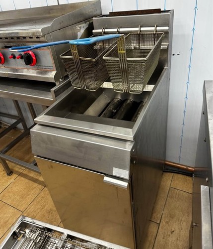 Takeaway chip shop comercial - takeaway,