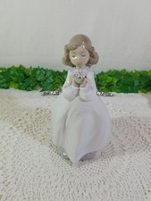 Nao Flower Girl 1444