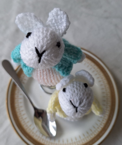 Hand knitted bunny rabbit - x,