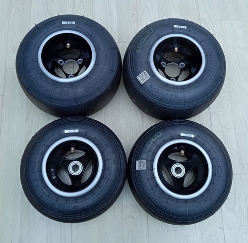 Mojo slick tyres - slick, on