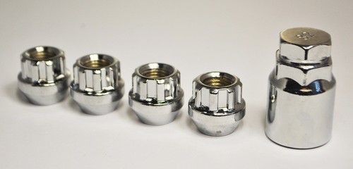 M12 5 open - 4,