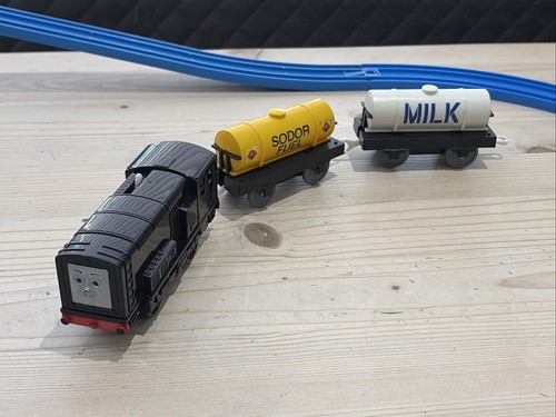 Thomas trackmaster diesel - thomas,