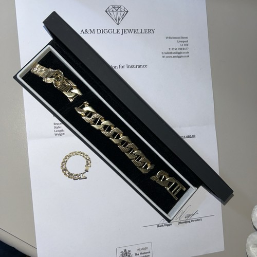 9ct yellow gold curb - gold,