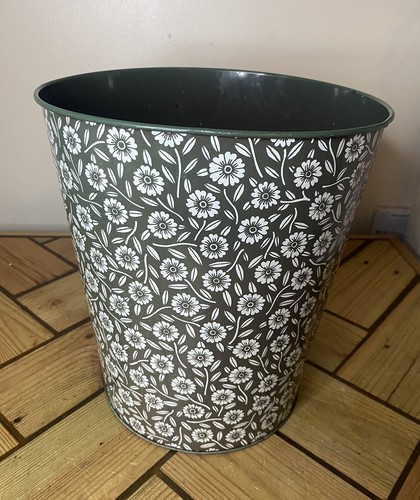Vintage metal tin hunkydory - metal,