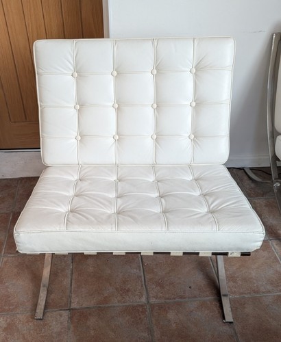 Barcelona style chair - style,