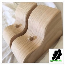 SOLID OAK LARGE RUSTIC CORBELS