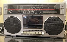Toshiba RT-70S Stereo Radio