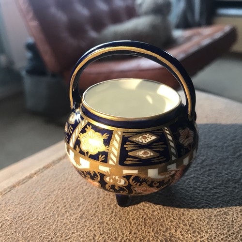 Royal crown derby 2451 - crown,