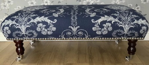 New footstool laura - a,